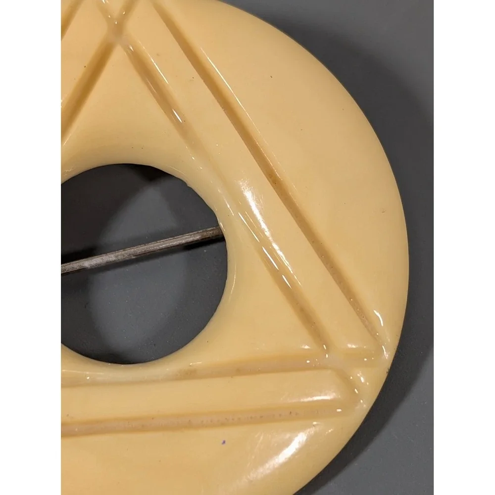 Estate vintage butterscotch